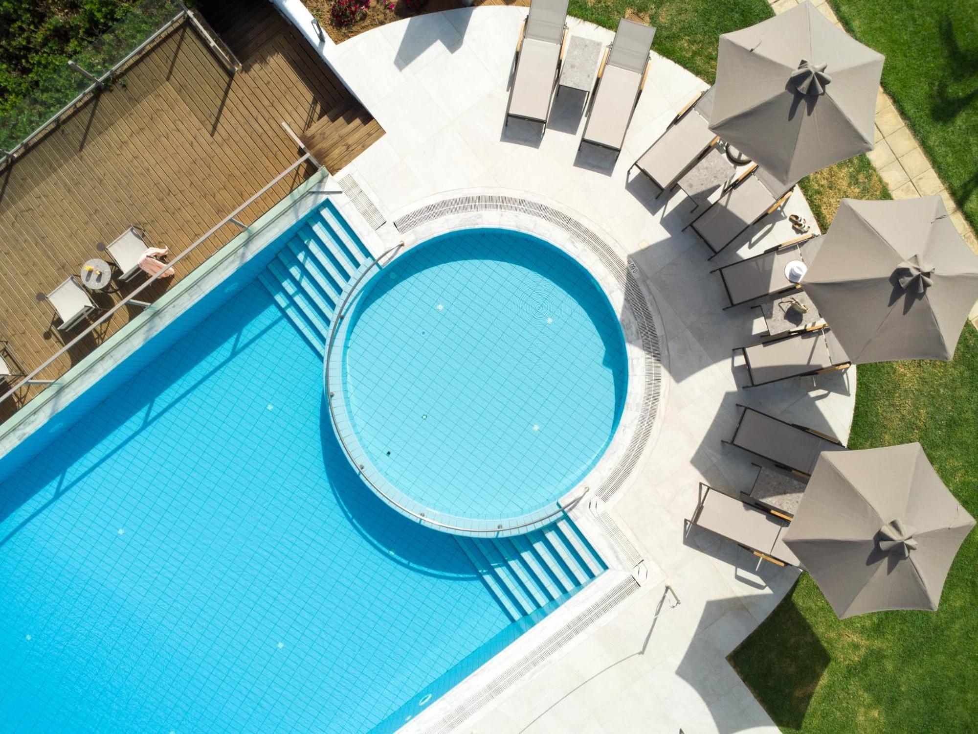 Niforeika Beach Hotel ภายนอก รูปภาพ
