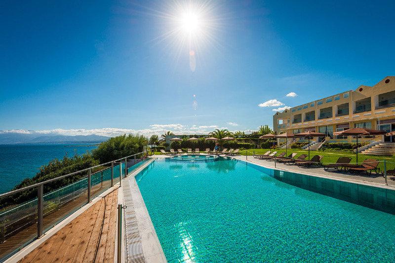 Niforeika Beach Hotel ภายนอก รูปภาพ